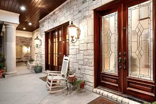 15 Netherfield Way, The Woodlands, TX 77382 - Photo 4