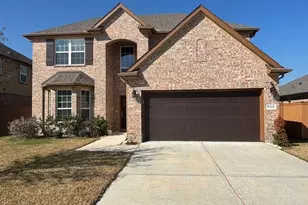 10818 Bodie Hls Dr, Rosharon, TX 77583 - Photo 2