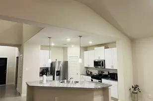 10818 Bodie Hls Dr, Rosharon, TX 77583 - Photo 4