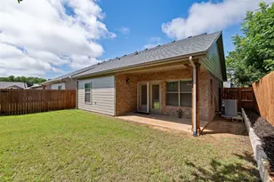 201 Chelsea Ct, Granbury, TX 76049 - Photo 28