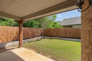 201 Chelsea Ct, Granbury, TX 76049 - Photo 22