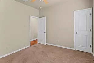 201 Chelsea Ct, Granbury, TX 76049 - Photo 18