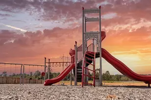 12238 Shield Crest Ct, Willis, TX 77378 - Photo 4