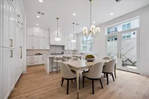 13 Wentworth Gate Path, Houston, TX 77027 - Photo 18