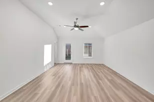 534 Brook Terrance Ln, Willis, TX 77378 - Photo 16