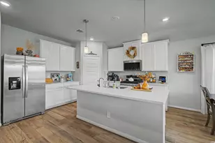 10842 Clfs Vw Dr, Iowa Colony, TX 77583 - Photo 14