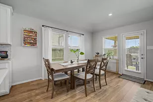 10842 Clfs Vw Dr, Iowa Colony, TX 77583 - Photo 10