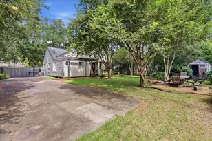 670 N 23rd St, Beaumont, TX 77706 - Photo 24