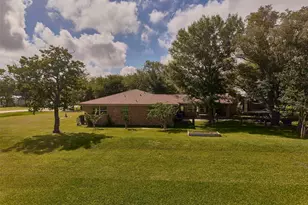 14528 Vlasta St, Needville, TX 77461 - Photo 8