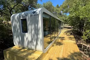 2717 Davis St, Houston, TX 77026 - Photo 2