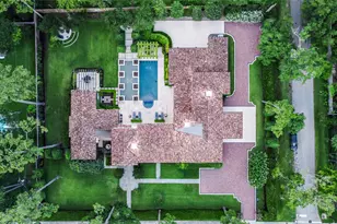 252 Piney Point Rd, Houston, TX 77024 - Photo 2