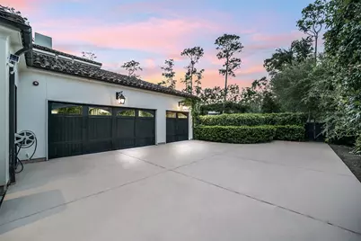 252 Piney Point Road, Houston, TX 77024 - Photo 32