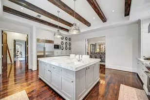 252 Piney Point Rd, Houston, TX 77024 - Photo 34