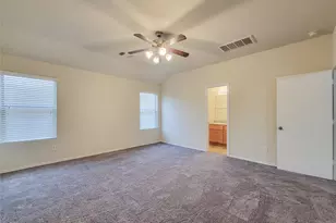 828 N Katydid Ct, Conroe, TX 77301 - Photo 6