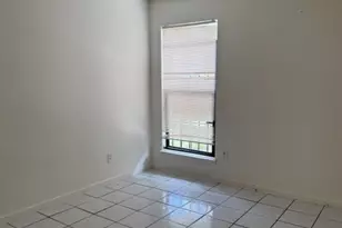 10203 Forum Park Dr, Houston, TX 77036 - Photo 6