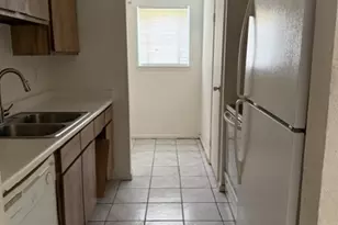 10203 Forum Park Dr, Houston, TX 77036 - Photo 8