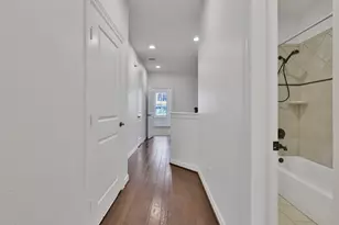 12 Tassia Ln, Pasadena, TX 77058 - Photo 20