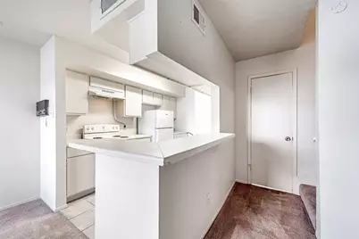 6633 W  Airport Boulevard #505, Houston, TX 77035 - Photo 8