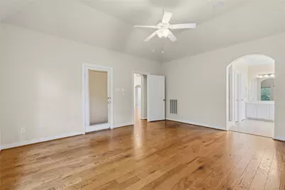 106 Lazy Springs Drive, Conroe, TX 77356 - Photo 18