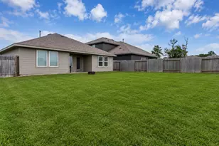 14200 Yellow Jacket Ct, Willis, TX 77318 - Photo 32