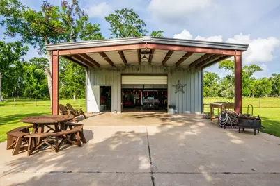 5745 County Road 823, West Columbia, TX 77486 - Photo 22