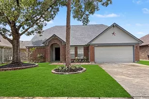 15810 Pilgrim Hall Dr, Friendswood, TX 77546 - Photo 22
