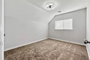15810 Pilgrim Hall Dr, Friendswood, TX 77546 - Photo 16