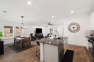 14906 Rain Tree Dr, Baytown, TX 77523 - Photo 12
