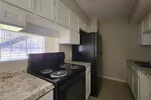 3206 Lobit Dr, Dickinson, TX 77539 - Photo 12