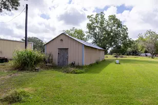 268 Sue Ann St, El Campo, TX 77437 - Photo 42