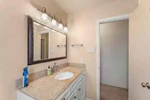 268 Sue Ann St, El Campo, TX 77437 - Photo 36