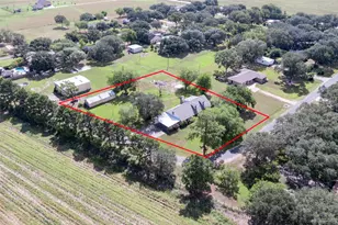 268 Sue Ann St, El Campo, TX 77437 - Photo 48