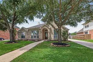 20007 Glen Lake Dr, Spring, TX 77388 - Photo 2