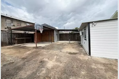 1819 Carr Street, Houston, TX 77026 - Photo 12