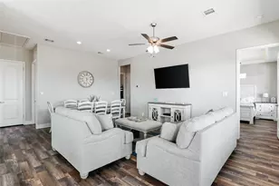 4406 Whaler Ln, Crystal Beach, TX 77650 - Photo 12