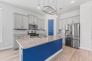 12402 Oakleaf Bend Dr, Humble, TX 77346 - Photo 8