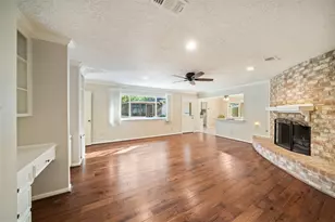 2230 Riverlawn Dr, Kingwood, TX 77339 - Photo 8