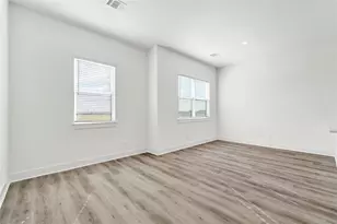 415 Alvia Run Ln, Houston, TX 77018 - Photo 24