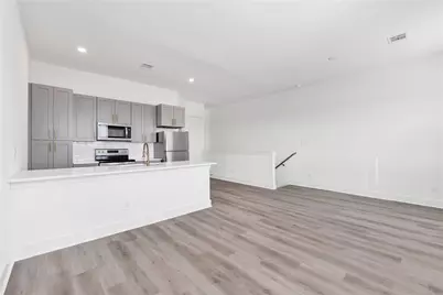 415 Alvia Run Lane #AB, Houston, TX 77018 - Photo 6