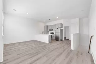415 Alvia Run Ln, Houston, TX 77018 - Photo 12