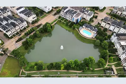 852 Dunleigh Meadows Lane, Houston, TX 77055 - Photo 2