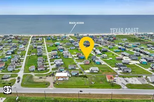 979 Palm Ridge Dr, Crystal Beach, TX 77650 - Photo 4