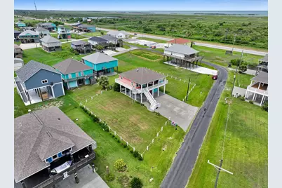 979 Palmridge Drive, Crystal Beach, TX 77650 - Photo 40