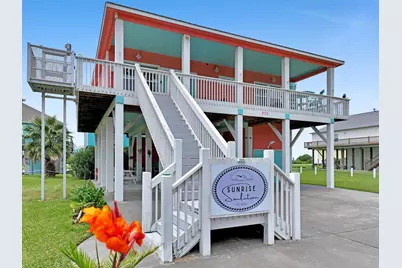 979 Palmridge Drive, Crystal Beach, TX 77650 - Photo 2