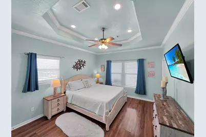 979 Palmridge Drive, Crystal Beach, TX 77650 - Photo 22