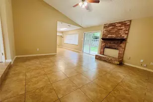 22219 Acorn Valley Dr, Spring, TX 77389 - Photo 4