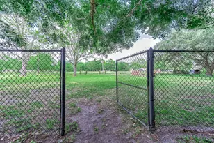 447 Co Rd 545, Alvin, TX 77511 - Photo 38