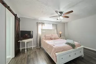 635 Mosswood Dr, Conroe, TX 77302 - Photo 26