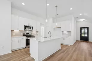 22450 Douglas Ct, New Caney, TX 77357 - Photo 2