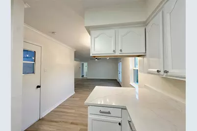 9539 Beverlyhill Street, Houston, TX 77063 - Photo 18